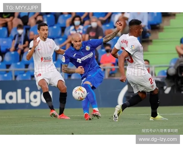 阿拉维斯上半场2-0领先西班牙人 卢卡斯博耶与德尼斯苏亚雷斯破门