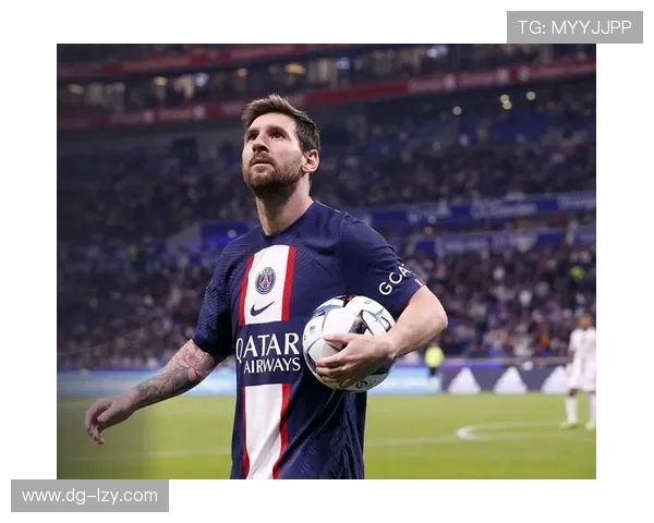 梅西疑遭打压？又被巴黎球迷狂嘘 法媒：总散步磨洋工